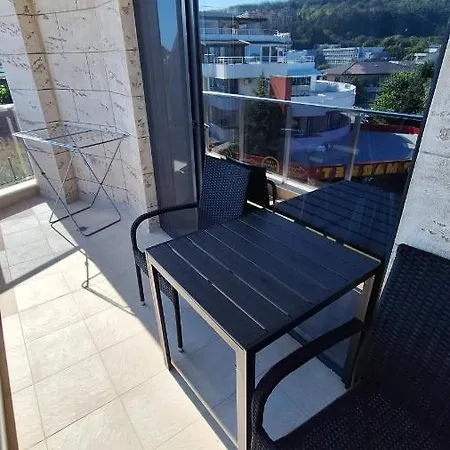 Apartment Ema *